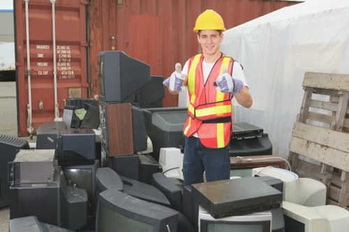 Professional flat clearance team in Forest Hill